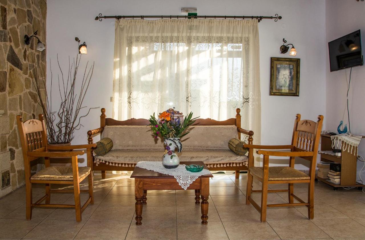 Villa Manos Kalamítsion Amigdhálion Dış mekan fotoğraf